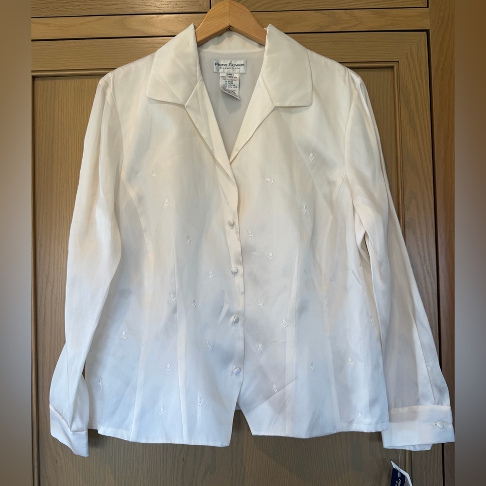 Vintage Deadstock Rena Rowan Essentials White Silk Embroidered Lined Top / 14W